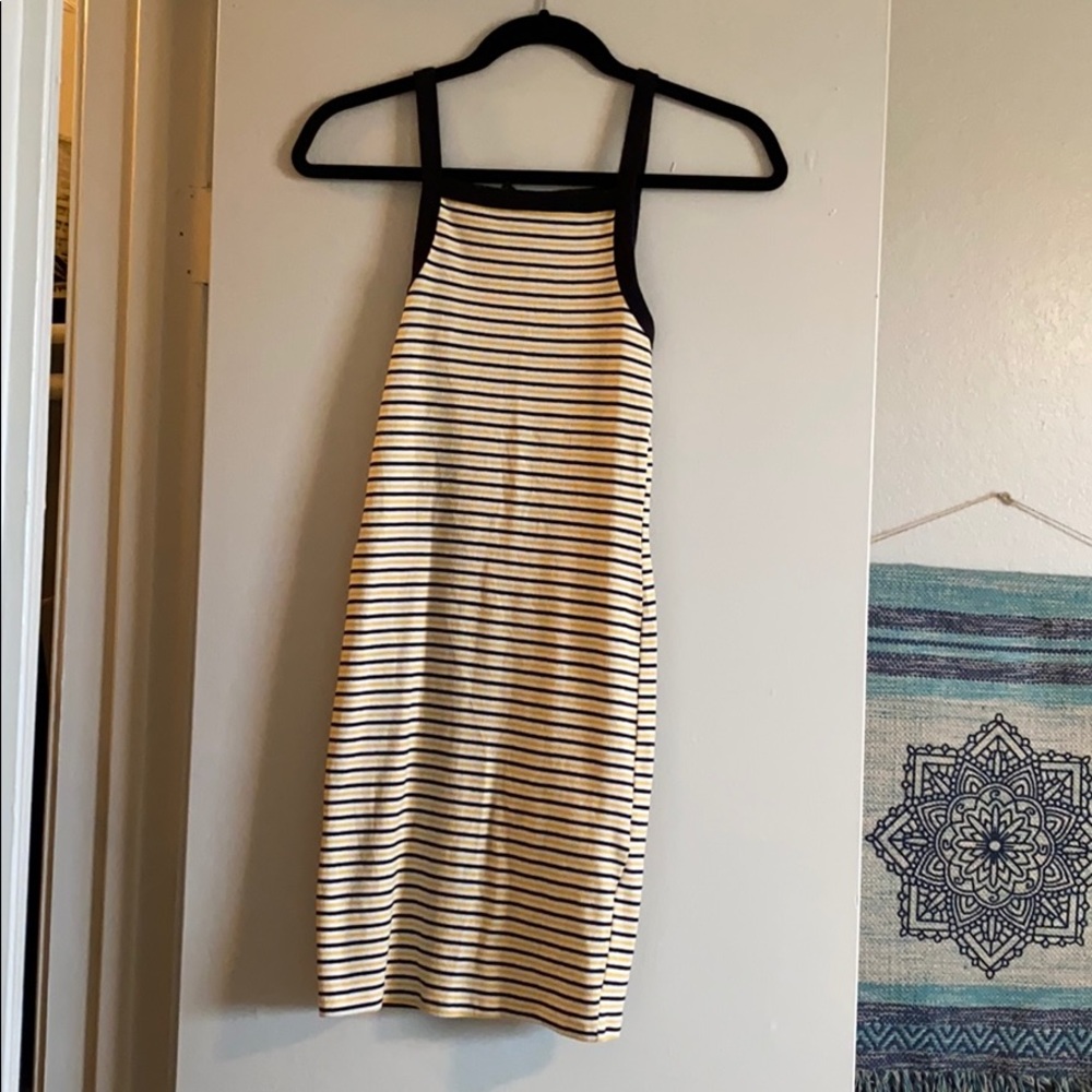 Very flattering high neck stretchy dress!